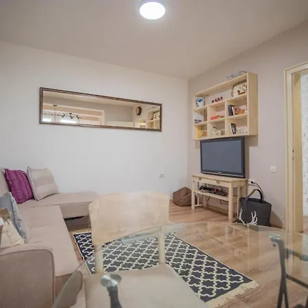 The Bookies Apartment *