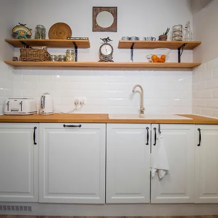 博彩公寓 公寓 *